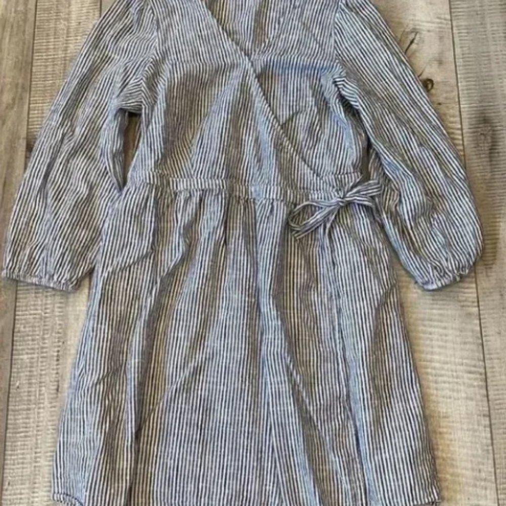 Old Navy Women’s Striped Wrap Dress - Large